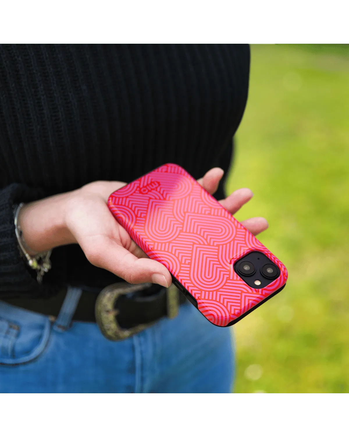 Handig en elegant Mio telefoonhoesje voor Samsung S24 Ultra 5G, roze hartjespatroon.