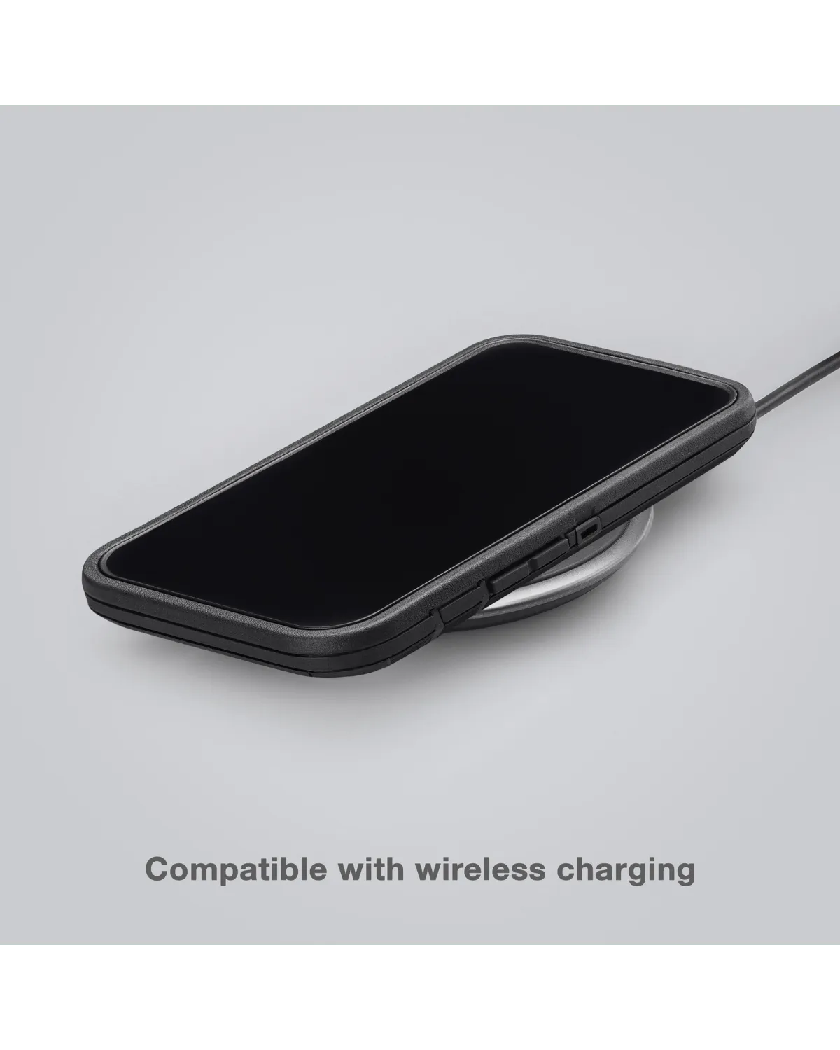 Samsung Galaxy S24 Plus 5G met Mobilize Defender Case, compatibel met draadloos opladen voor optimaal gebruiksgemak.