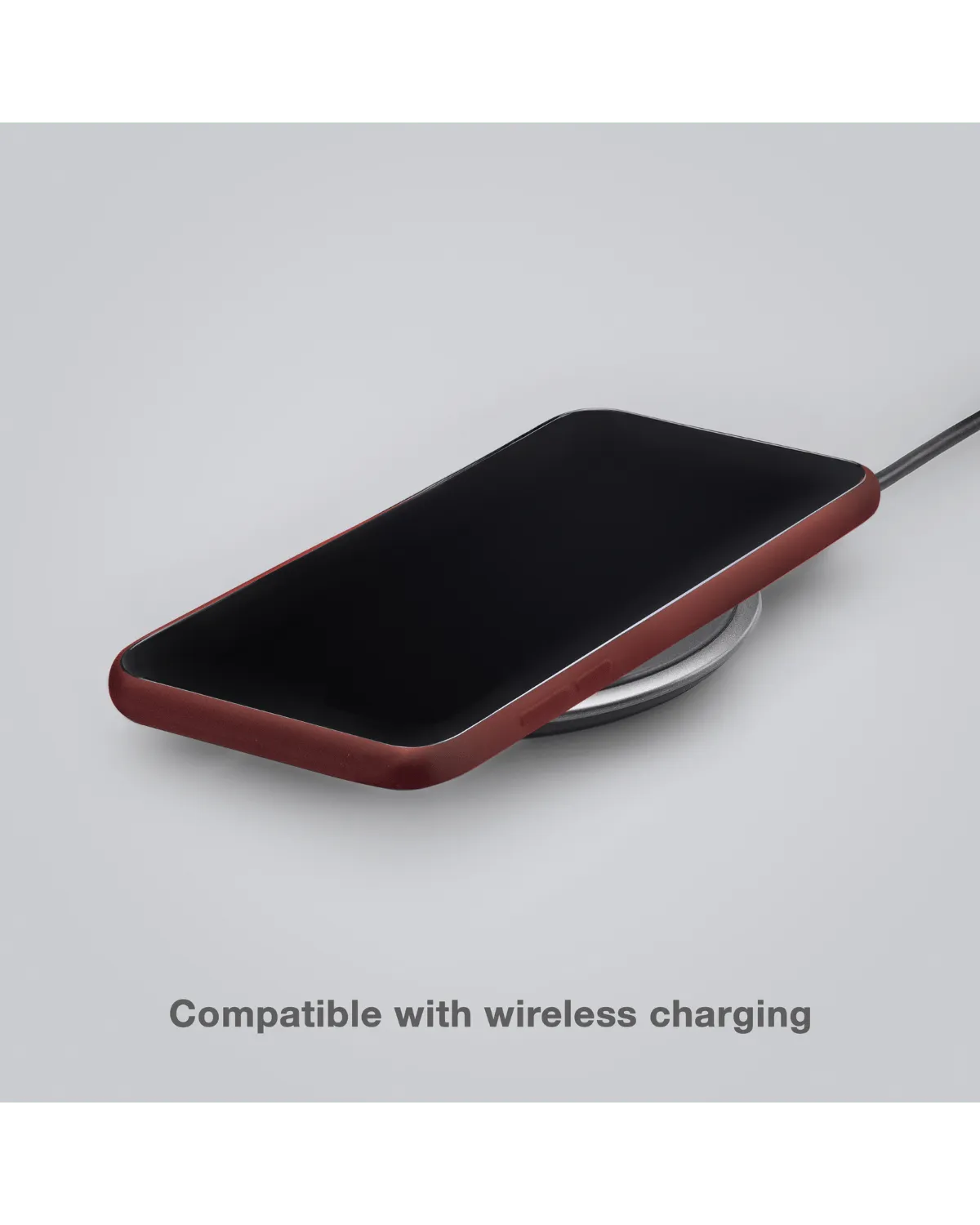 Mobilize Rubber Gelly Card Case in mat bordeauxrood voor Samsung Galaxy S24 Ultra 5G, compatibel met draadloos opladen.